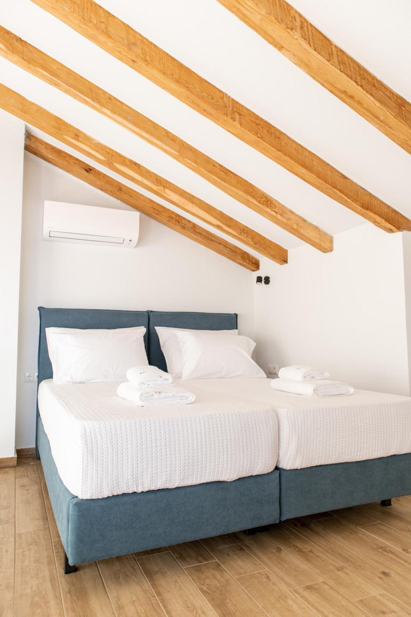 Olive & Sea Luxury Suites Skala Sotiros Exteriör bild