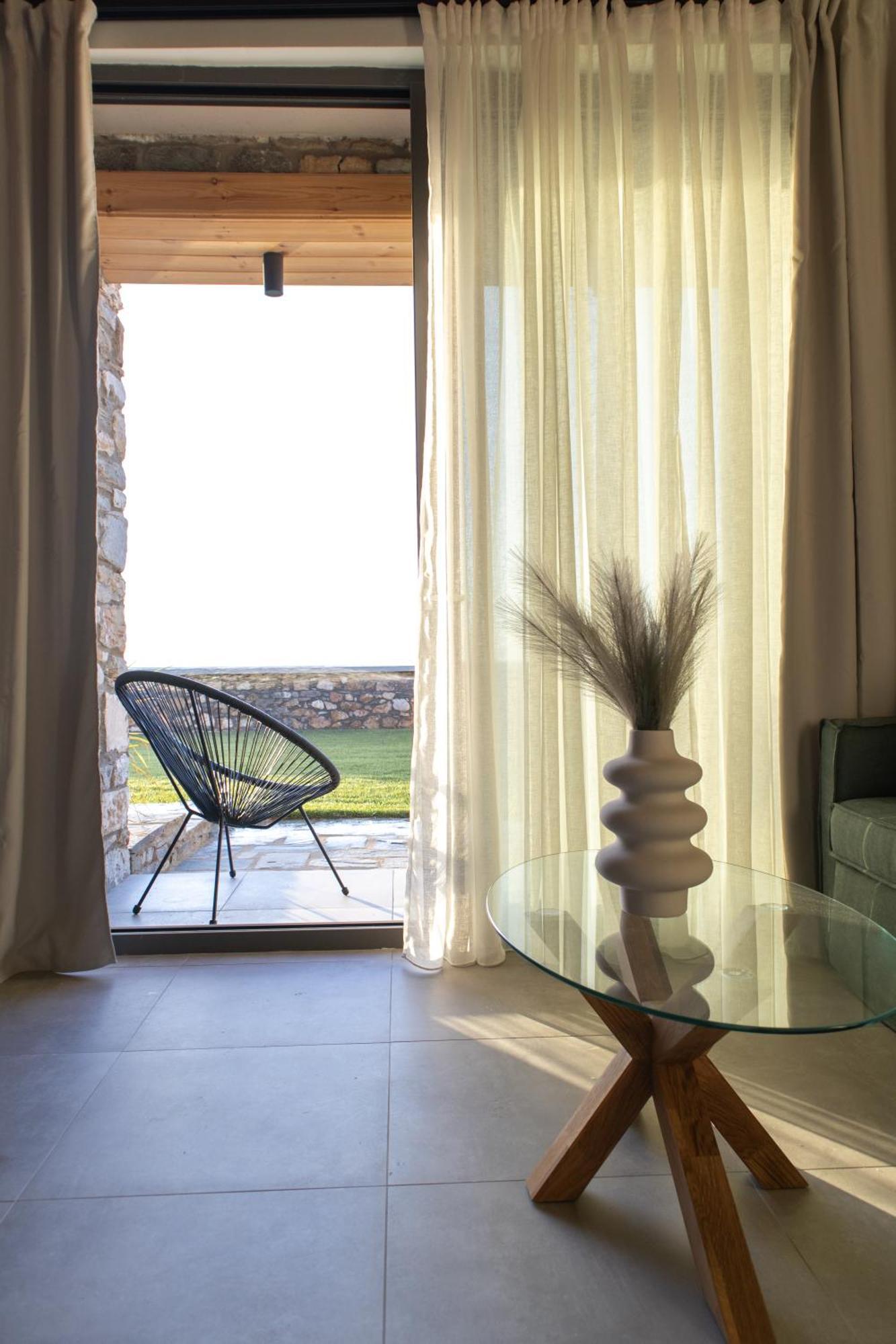 Olive & Sea Luxury Suites Skala Sotiros Exteriör bild
