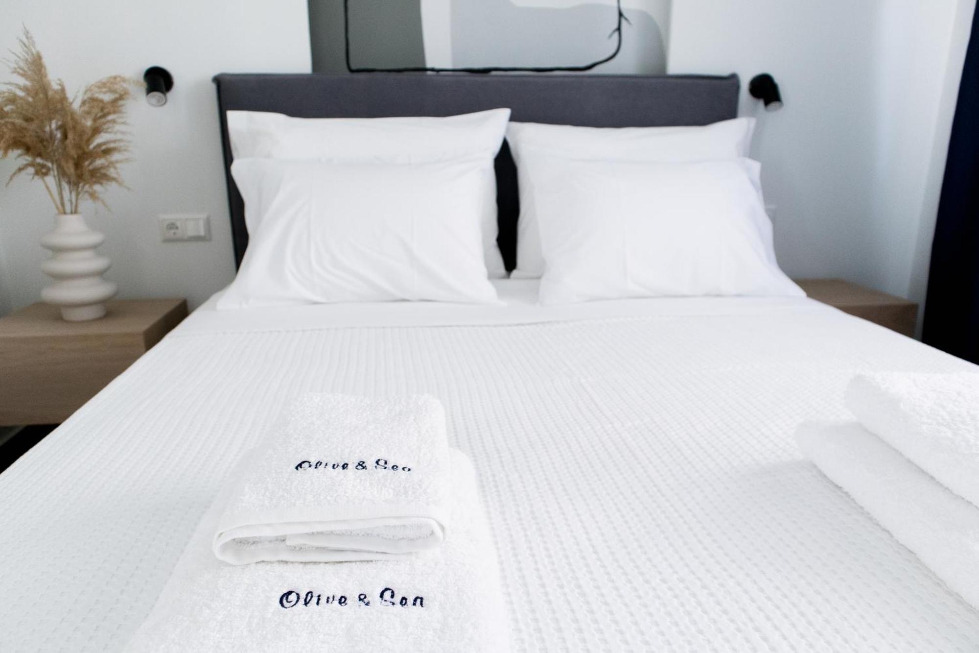 Olive & Sea Luxury Suites Skala Sotiros Exteriör bild