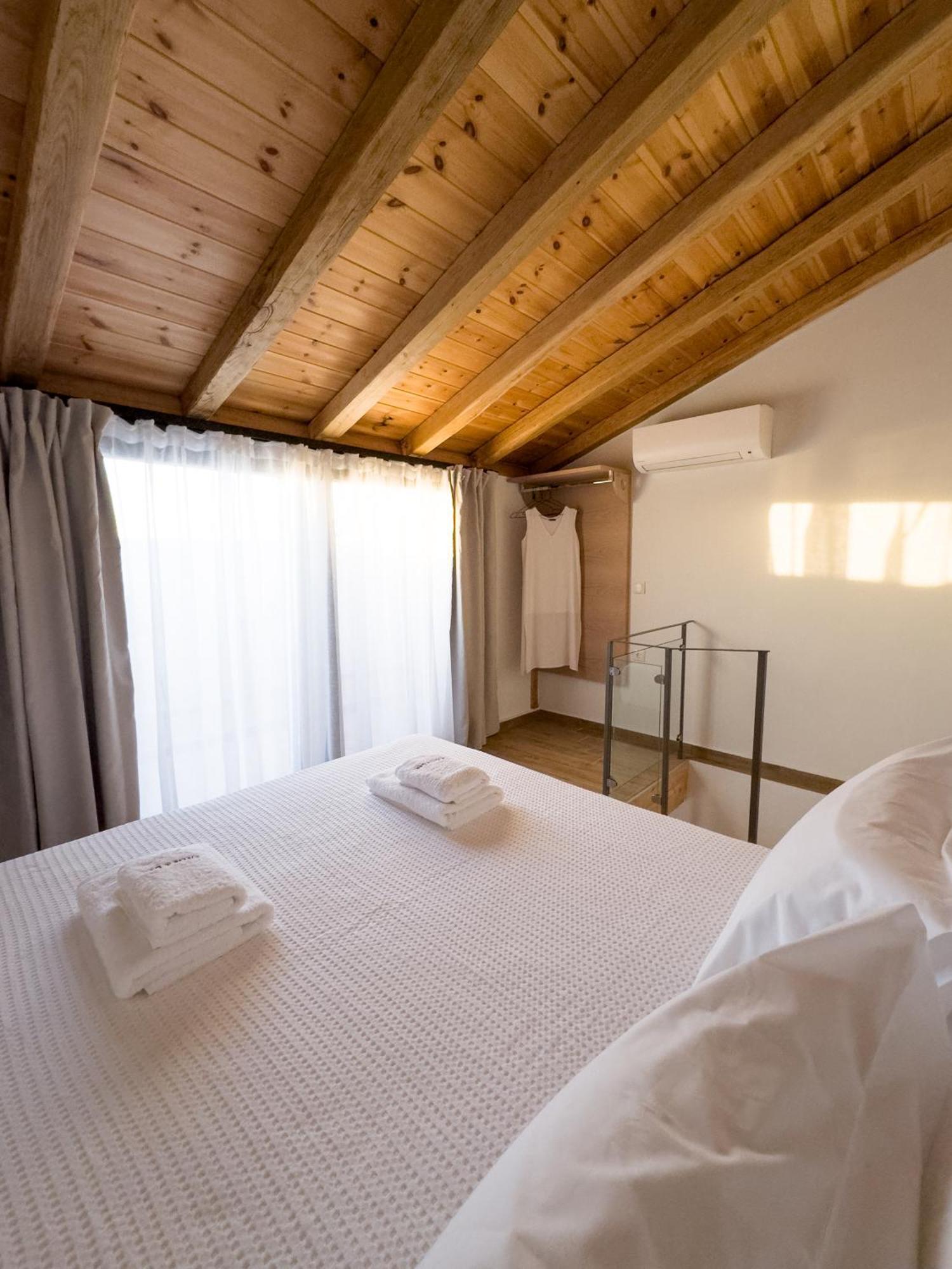 Olive & Sea Luxury Suites Skala Sotiros Exteriör bild