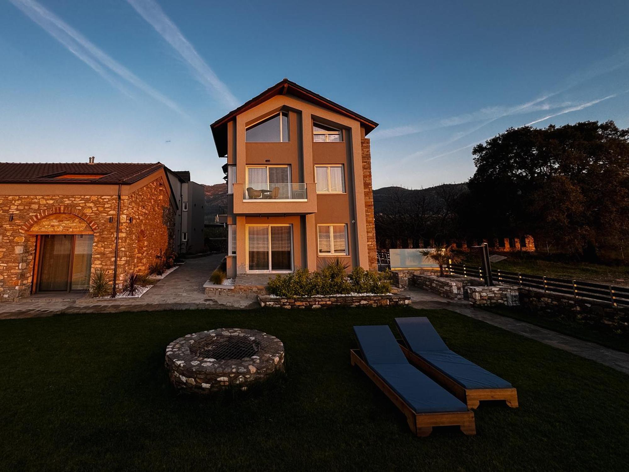 Olive & Sea Luxury Suites Skala Sotiros Exteriör bild